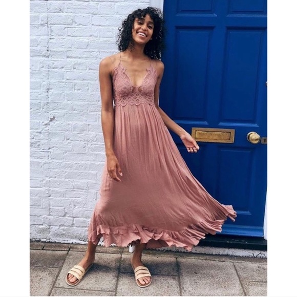 Free People Dresses & Skirts - Free People Adella Maxi Dress in Rose Medium